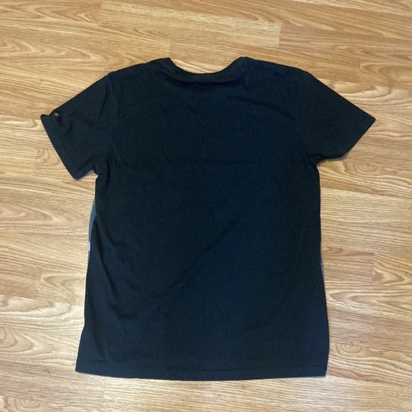 Guess shirt - Picture 5 of 6